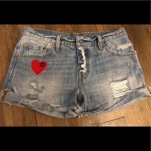 Levi’s distressed cut-offs